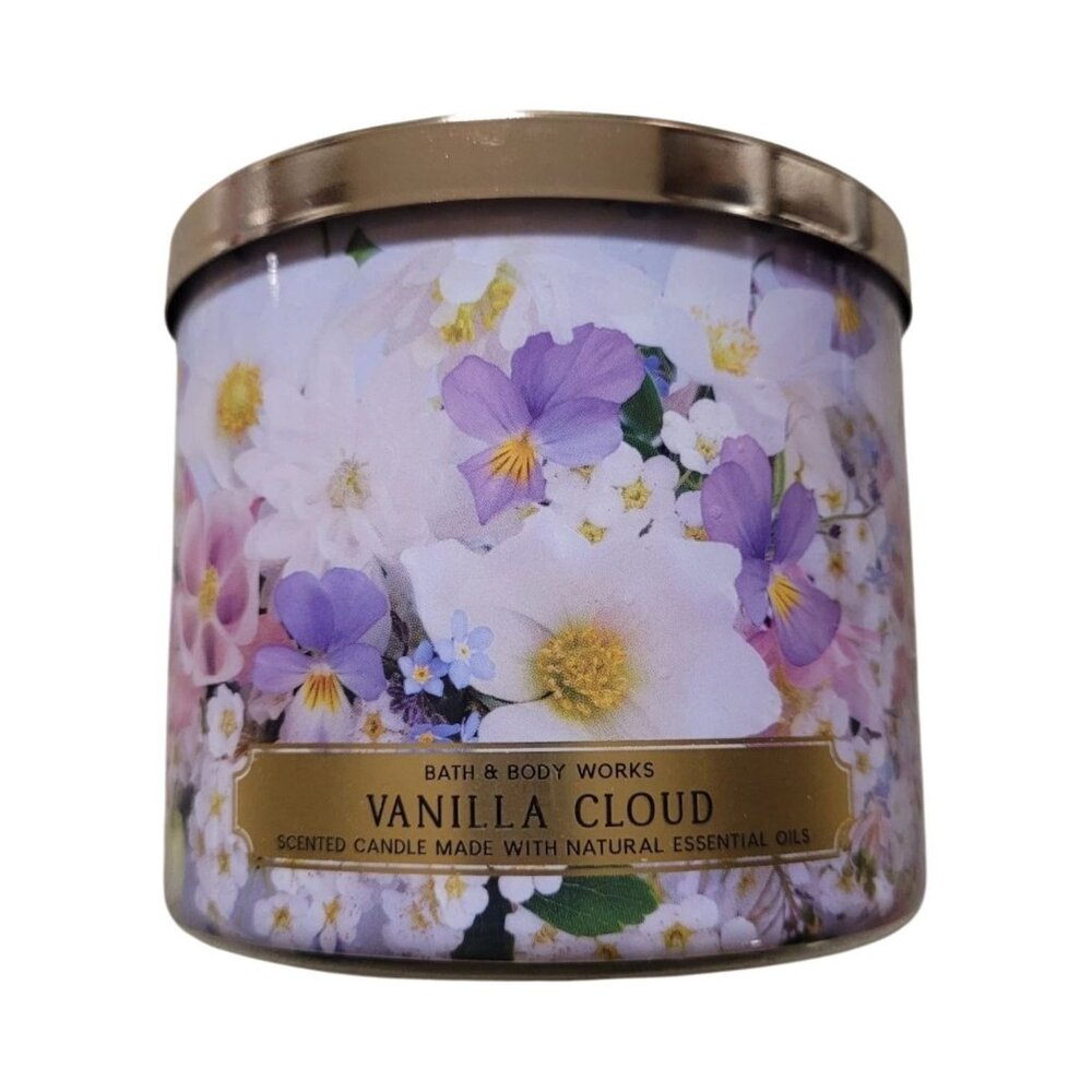 Bath and Body Works Vanilla Clouds Scented 3-Wick Candle (14.5 oz / 411 g)